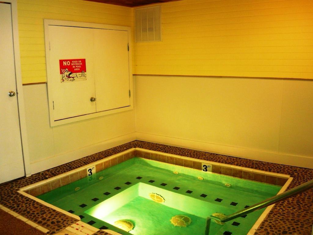 D Sands Condominium Motel Линкольн-Сити Экстерьер фото